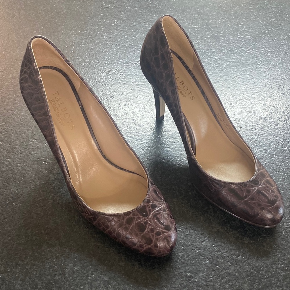 Talbots Animal Pumps